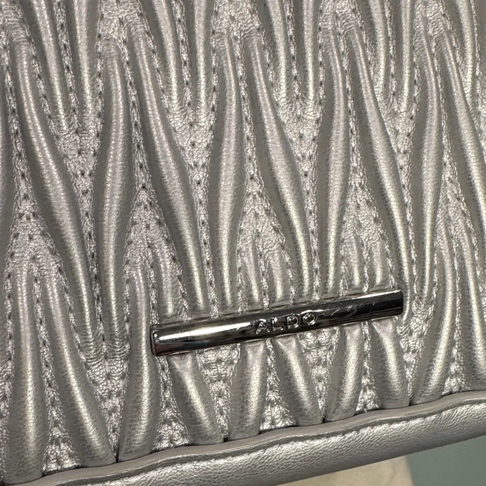 Aldo quilted silver Shoulder Bag with silver chain.